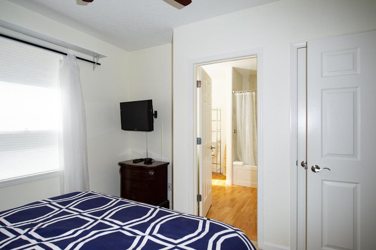 Whale Crossing Apartment ดีโพเบย์ ภายนอก รูปภาพ